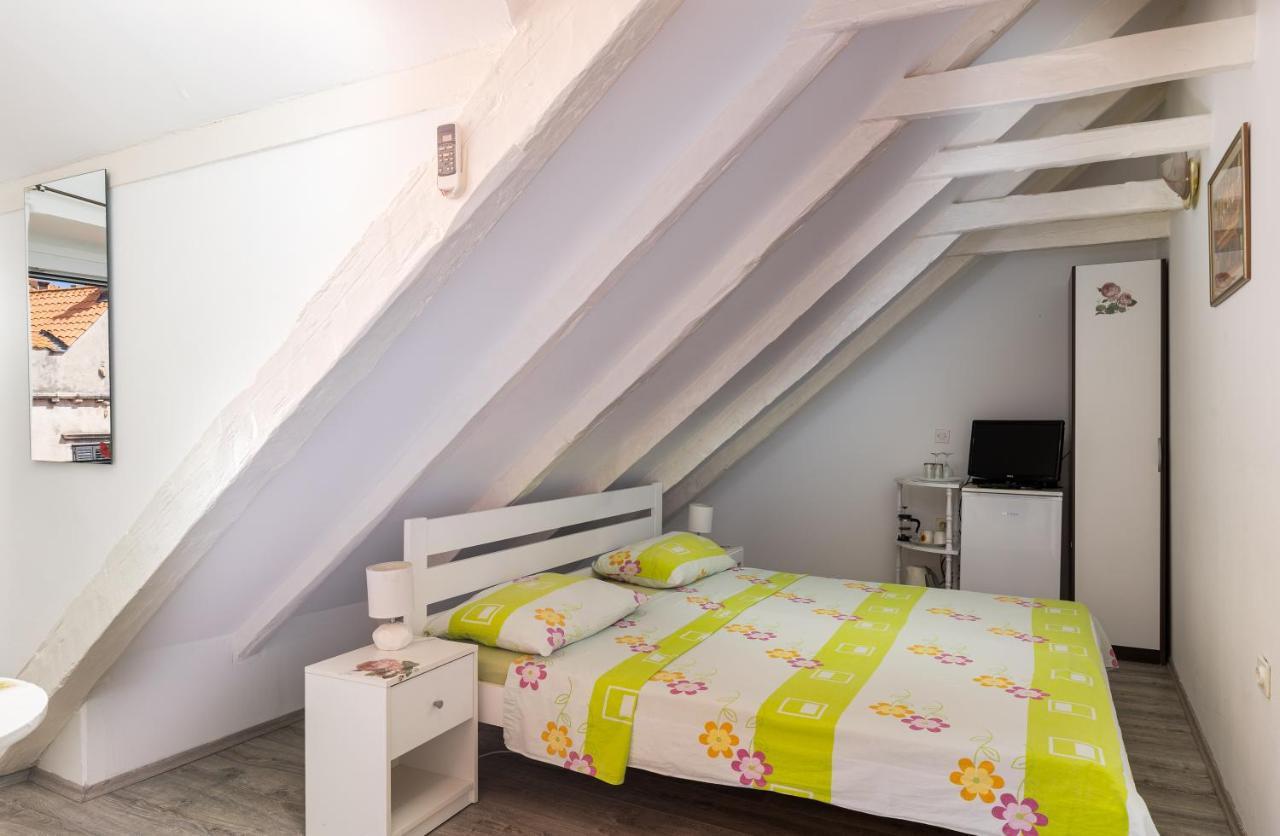 Old Town Baroque Palace Accommodation Dubrovnik Luaran gambar