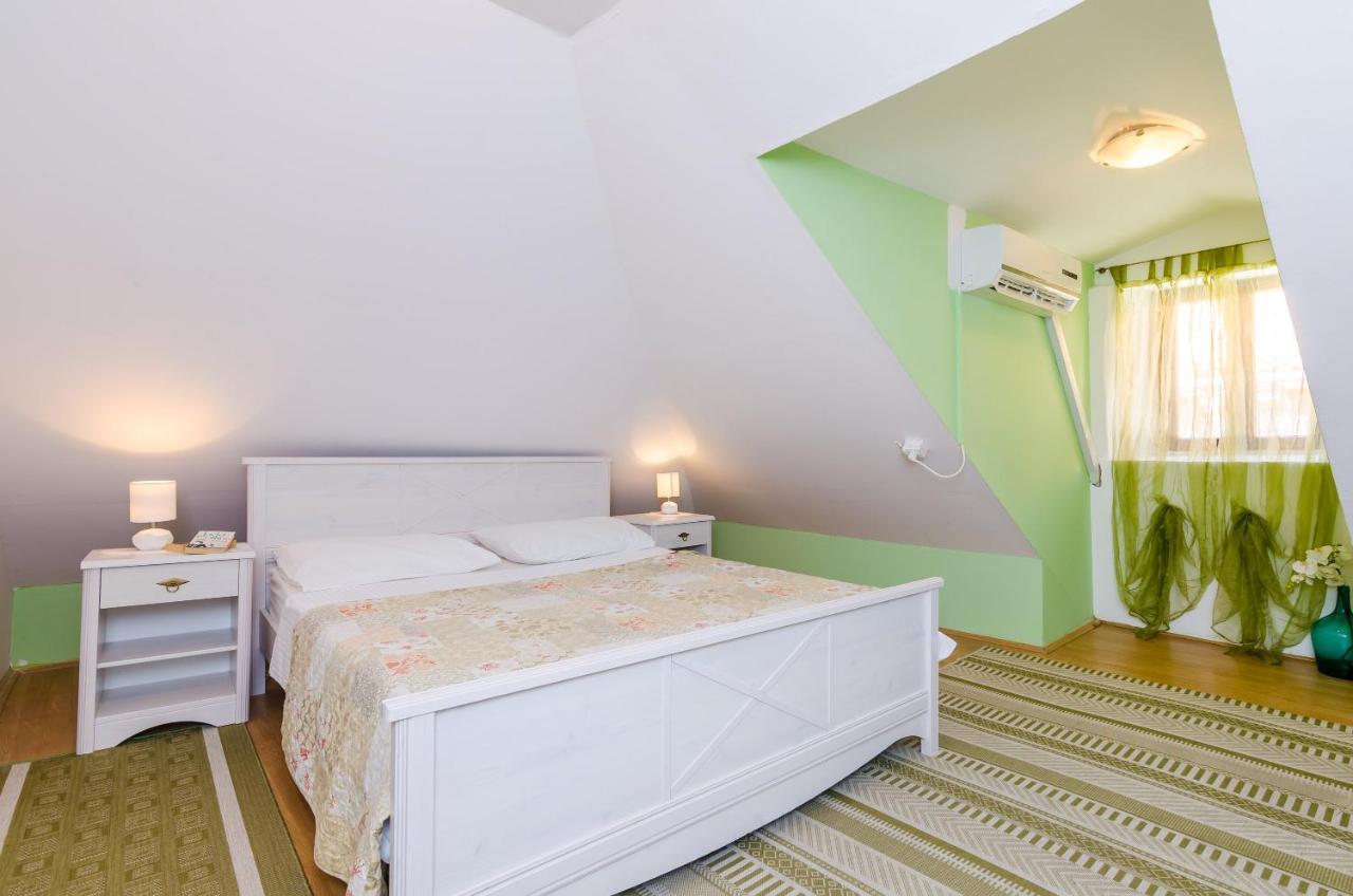 Old Town Baroque Palace Accommodation Dubrovnik Luaran gambar
